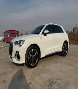 Audi Q3 35 TFSI is fashionable and dynamic