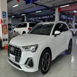Audi Q3 null
