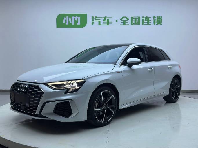 Audi A3  2022 Sportback 35 TFSI Fashion Sport Edition