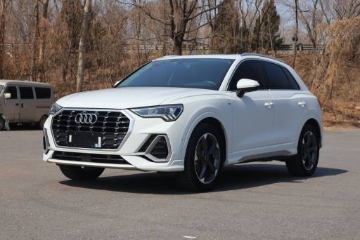 Audi Q3 null