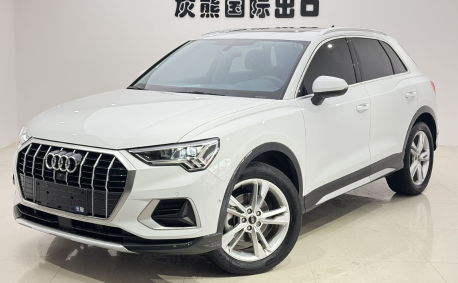Audi Q3 22 Audi Q3 35TFSI is stylish and elegant