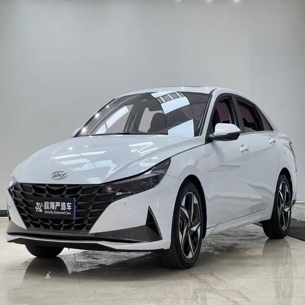 Hyundai Elantra 2022  1.5L CVT LUX Noble Edition