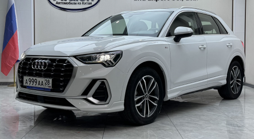 Audi Q3 22 35TFSI Fashionable and dynamic