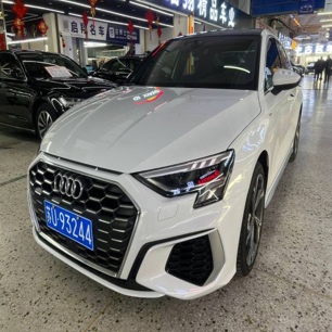 Audi A3 2021 Limousine 35TFSI Luxury Sport