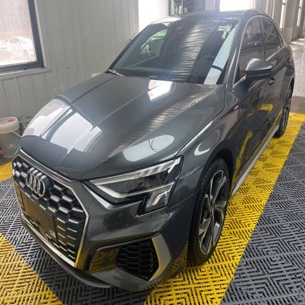 Audi A3L 22  1.4T Luxury Sport Edition