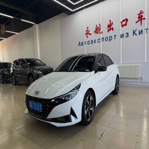 Hyundai Elantra null