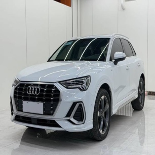 Audi Q3 2022 null