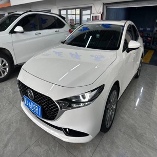 Mazda3 Axela 2022 Elegant version
