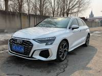 Audi A3 Sport back  null