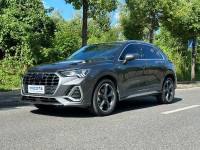 Audi Q3  2023 Audi Q3 35 TFSI Fashionable and dynamic