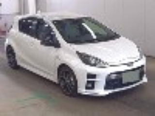 TOYOTA AQUA 2019