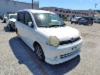 Toyota SIENTA 2003