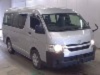 TOYOTA HIACE 2021