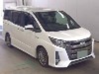 TOYOTA NOAH 2018